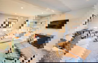 Foto 2 - Host Stay Raven s Nest Suite