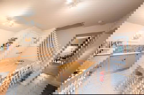 Foto 5 - Host Stay White House