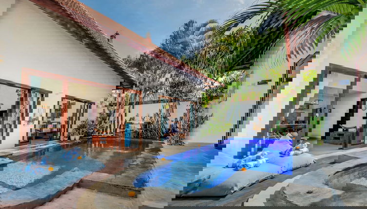Foto 1 - Villa Joyosa