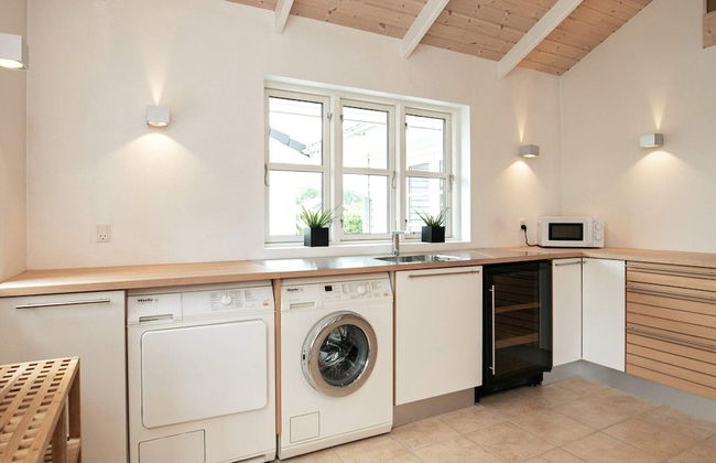 10 Person Holiday Home in Otterup - Foto 7