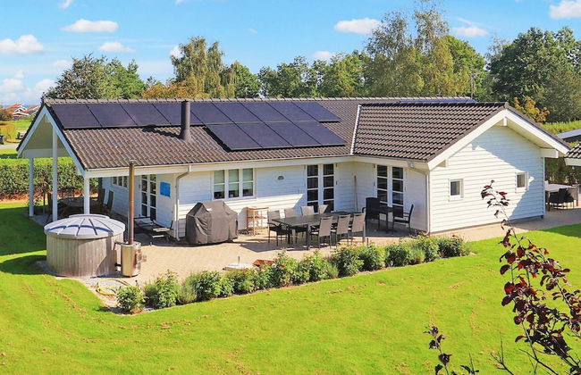 10 Person Holiday Home in Otterup - Foto 40