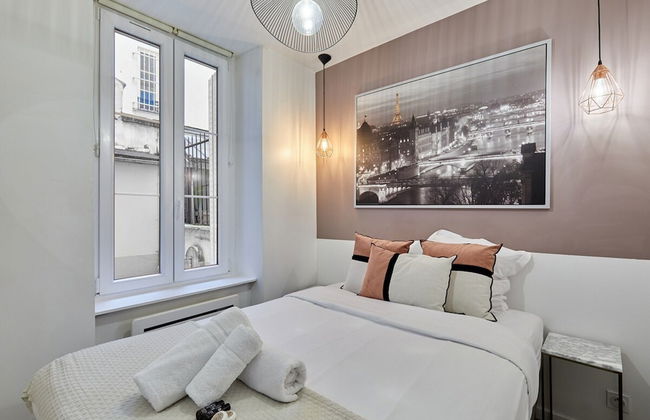 Charming Apartment Invalides Eiffel Tower - Photo 2