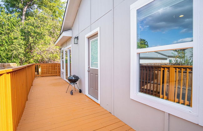 Lovely & Charming 4br/2.5ba Near Downtown's Prime - Photo 24