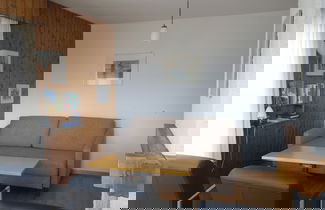 Foto 1 - Pleasant Apartment With Balcony