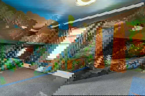 Foto 57 - Ultimate Hollywood Themed Mansion for Big Groups