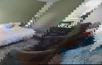 Photo 1 - Apartment-sleeps2-parking-garden-patio