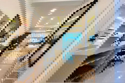Photo 10 - Partial Seaview Studio on 11 Floor Near Jungceylon, Bangla Street