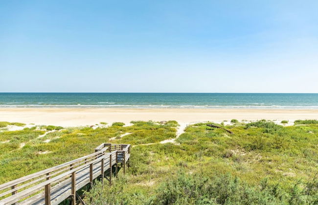 Superb Home With Private Walkover to Beach - Foto 2
