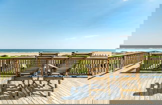 Foto 1 - Superb Home With Private Walkover to Beach