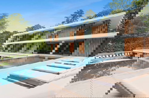 Foto 4 - Brightwater by Rove Sauna Pool Outdoor Spaces