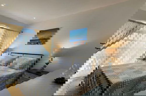 Foto 8 - Casinha Nova - Entire Home With City & Ocean View in Sao Filipe