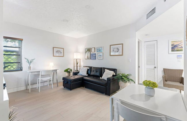 Welcoming Airbnb Walkig Distance to Las Olas Blvd - Foto 5