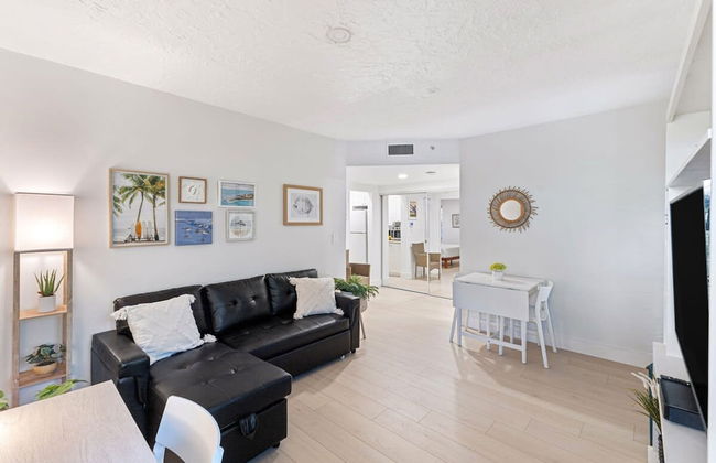 Welcoming Airbnb Walkig Distance to Las Olas Blvd - Foto 9