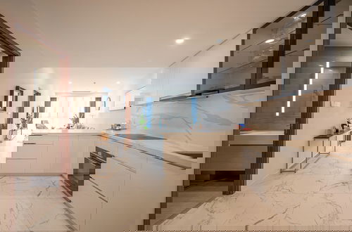 Photo 60 - The Galleria Residence by Hava