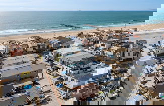Foto 2 - Ocean Breeze Buyout by Avantstay Steps to Beach