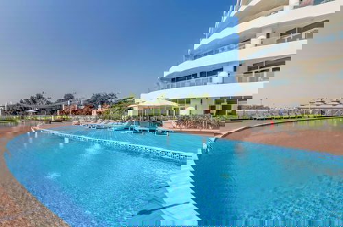 Foto 55 - Globalstay Luxury Azizi Mina Beachfront