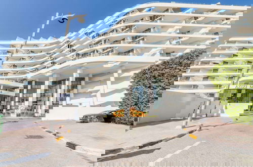 Foto 62 - Globalstay Luxury Azizi Mina Beachfront