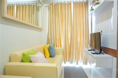 Photo 4 - Contemporer 1BR Apartment @ Puri Mansion