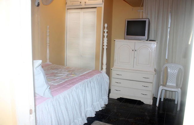 Dream Vacation ST Catherine Jamaica - Photo 6
