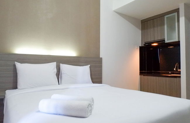 Stylish Living Studio Apartment At Taman Melati Surabaya - Foto 3