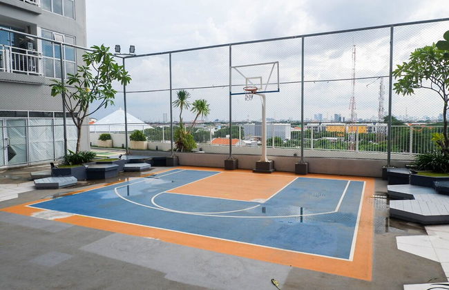 Stylish Living Studio Apartment At Taman Melati Surabaya - Foto 12