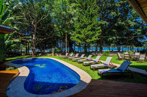 Foto 45 - Blue Jewel Oceanfront Private Villa
