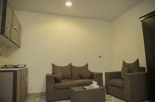 Foto 12 - Al Eairy Furnished Apartments Qassim 1