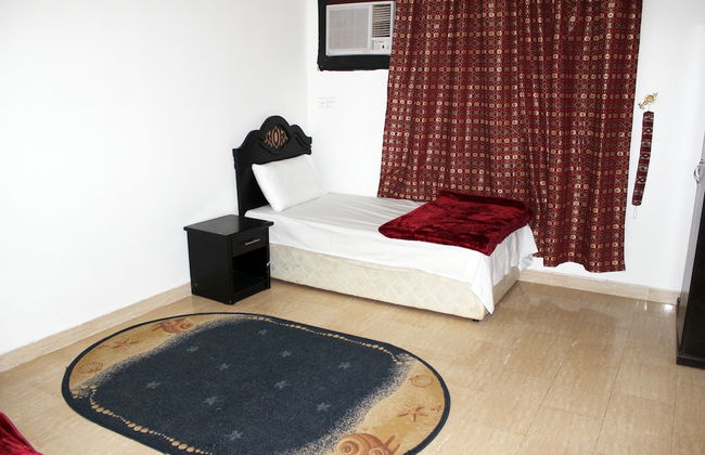 Al Eairy Furnished Apartments Qassim 1 - Foto 6