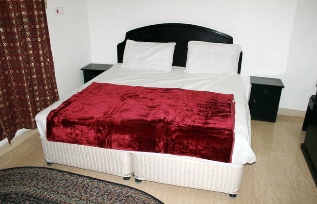 Al Eairy Furnished Apartments Qassim 1 - Foto 3
