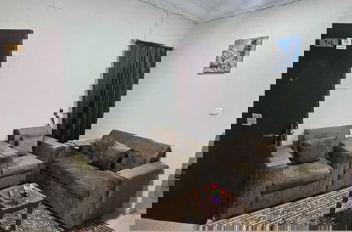Foto 17 - Al Eairy Furnished Apartments Qassim 1