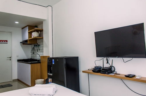 Photo 7 - Cozy Studio Room Apartment At Aeropolis Residence