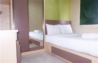 Photo 2 - Best Price Green Pramuka Apartment