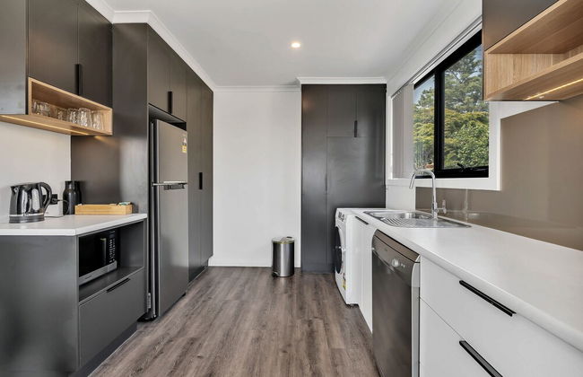 Youngtown Executive Apartments - Foto 12