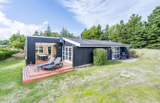 Photo 1 - 4 Person Holiday Home in Blavand