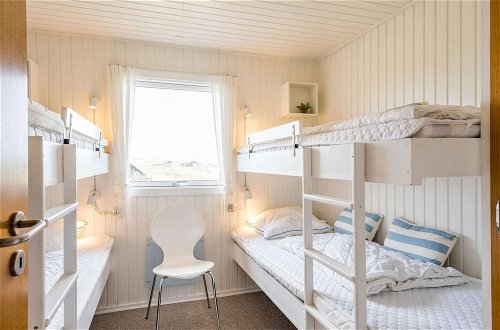 Photo 3 - 6 Person Holiday Home in Hvide Sande