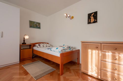 Foto 2 - The Apartment Consists of two Bedrooms, a Bathroom, a Kitchen and a Living Room