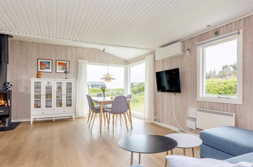 Photo 7 - 5 Person Holiday Home in Lokken-by Traum