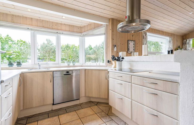 7 Person Holiday Home in Henne - Foto 16