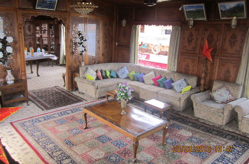 Photo 28 - Zaffer Group of Houseboats