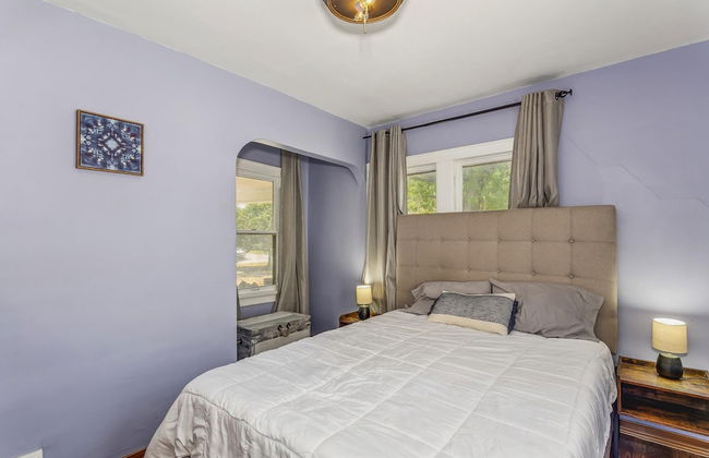 Cute Cozy and Cheerful 3 Bedroom House - Foto 13