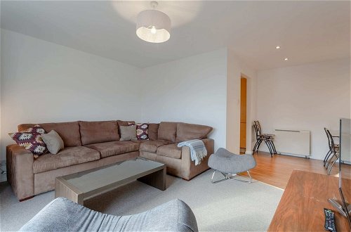 Foto 14 - A Spacious 2 Bedroom Apartment In Aldgate East