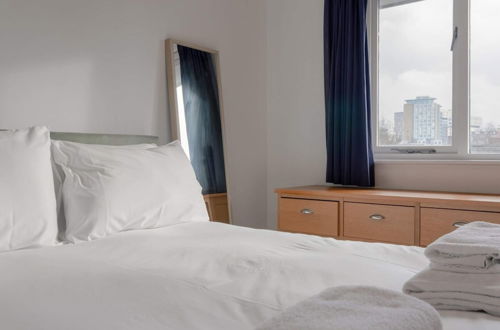 Photo 8 - A Spacious 2 Bedroom Apartment In Aldgate East