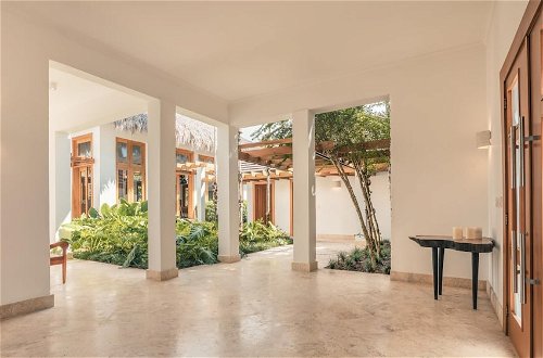 Foto 43 - Impressive 4BR Villa w Maid Buttler at Las Palmas