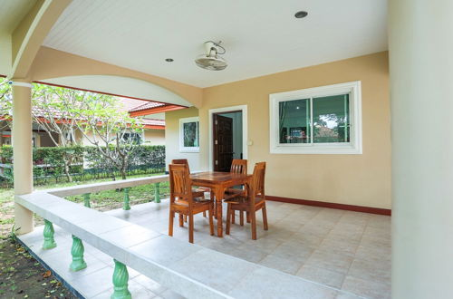 Foto 9 - Lovely House With Access to Large Swimming Pool and Near Chalong Pier