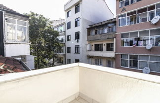 Photo 2 - Lovely and Central Flat With Balcony in Sisli