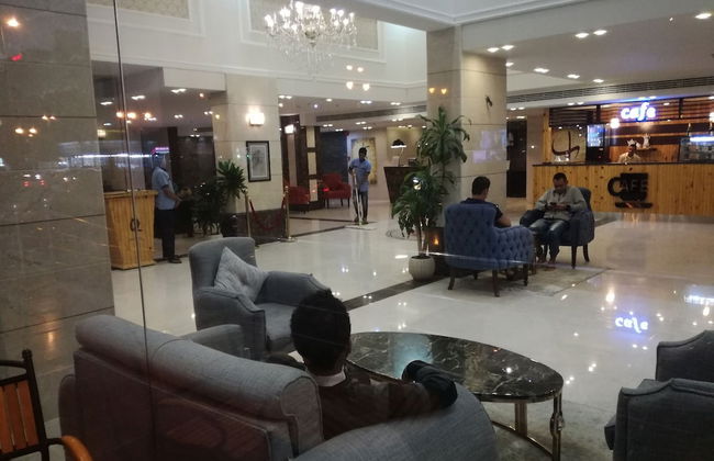 Remaz Hotel & Suite - Foto 18