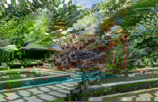 Foto 1 - Villa Gembira by Villa Finder