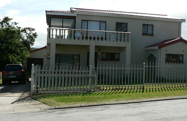 Heroldsbaai Holiday Home - Foto 1