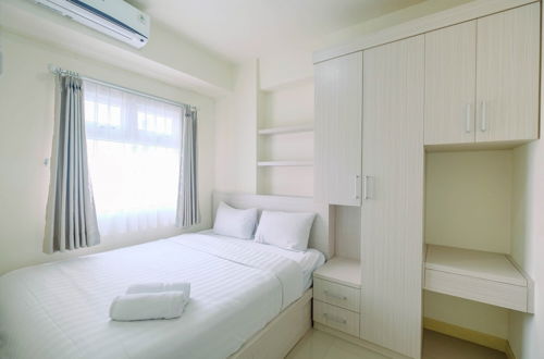 Photo 2 - Chic and Cozy 2BR Apartment at Green Pramuka City