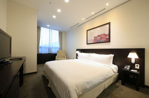 Photo 8 - Orakai Insadong Suites